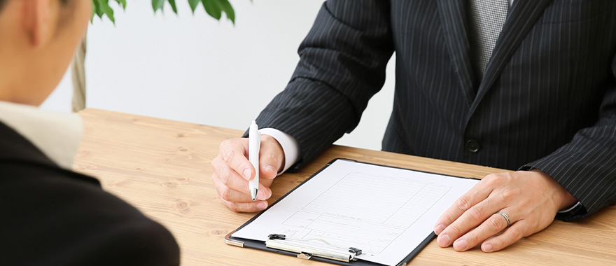 （1）面接を受ける